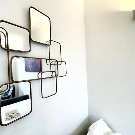 Apartment Bercy Arena 2 *